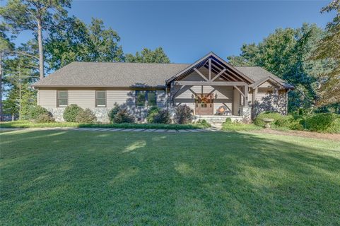 300 Wynswept Point sold home in East Shores, Seneca, SC
