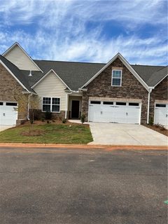 99 Coosa Lane 11B