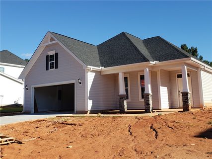 739 Oak Hill Lane