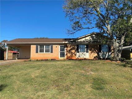 2313 Rolling Green Road