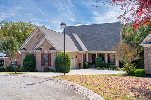Previously sold for $415,000