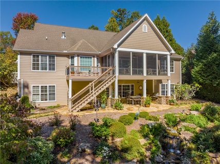 901 Southwind Court sold home in Beacon Shores, Seneca, SC