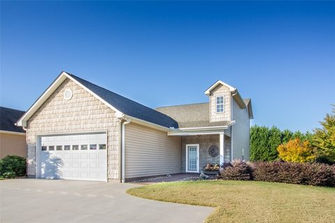 102 Harbour Springs Way sold home in Spring Water, Anderson, SC