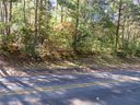 Lot 28 Thrift Drive sold home in Westminster, SC
