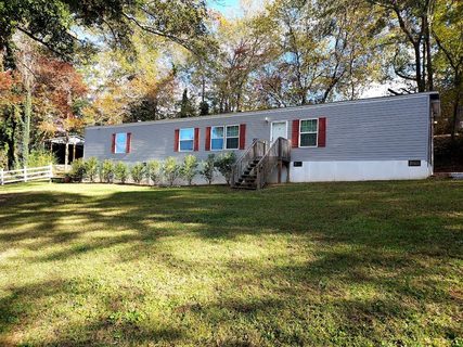 1008 Shirley Circle