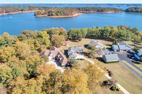 1143 Cherokee Road sold home in Cherokee Point, Townville, SC