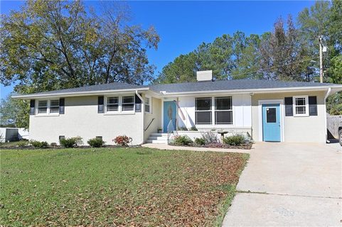 228 Bedford Forest Avenue