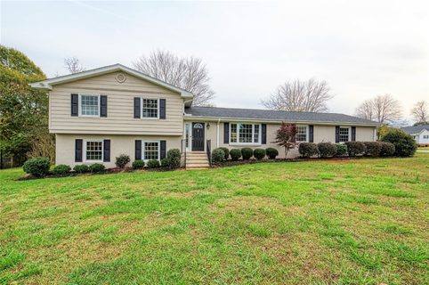 200 Altamont Court sold home in Towne Creek Cov, Anderson, SC