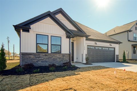 120 Laurel Oak Drive