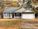123 Fairfield Drive sold home in Mauldin, SC