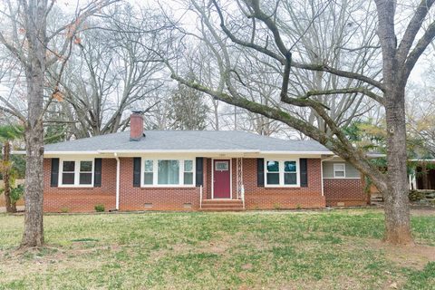 1301 Bolt Drive