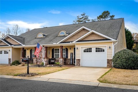 25 Hillsborough Drive