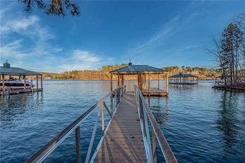 101 Sailview Court