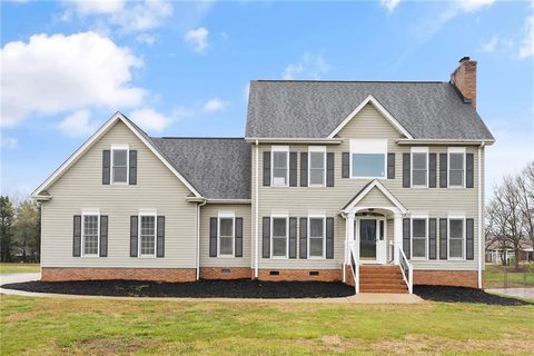 117 Sun Chase Drive sold home in Sun Chase, Easley, SC