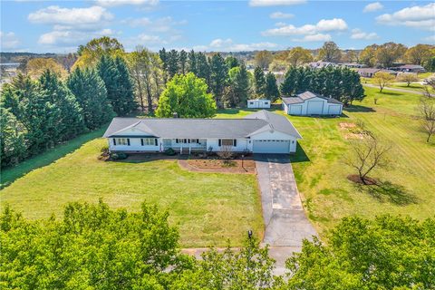 103 Peartree Lane sold home in Homestead Estates, Anderson, SC