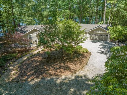 243 Lake View Court sold home in Hartwell Shores, Lavonia, GA