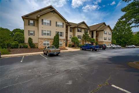 321 Harts Cove Way