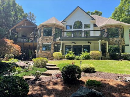 604 Eastview Court