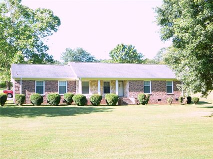 Previously sold for $255,000