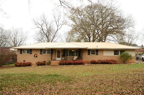 Previously sold for $249,000