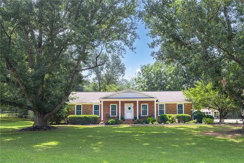 514 Clarendon Drive