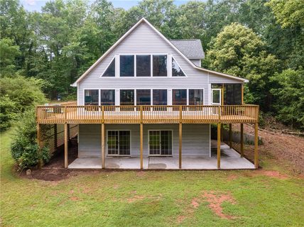 1001 Cherokee Road sold home in Cherokee Point, Townville, SC