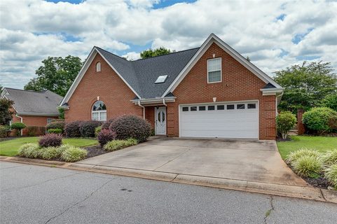 107 Carmen Way sold home in Sandalwood, Easley, SC