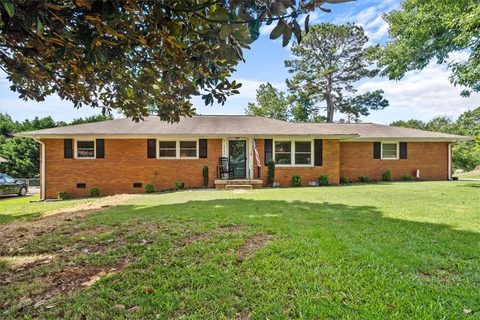 2802 Colonial Drive