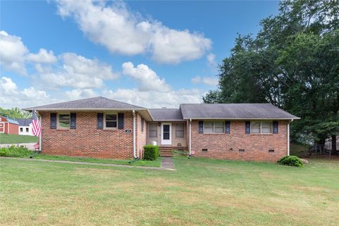 209 Oxmoor Drive