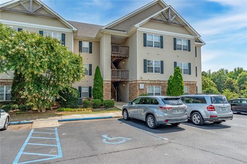 521 Lookover Drive
