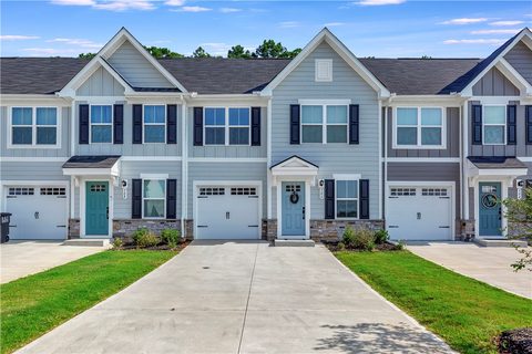 506 Roan Creek