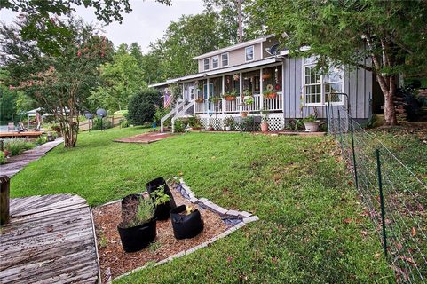 326 Whitewater Lake Road sold home in Whitewater Lake, Tamassee, SC