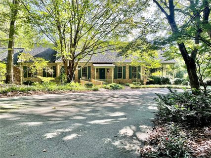 402 Ridgecrest Drive sold home in Bentbrook Farms, Clemson, SC