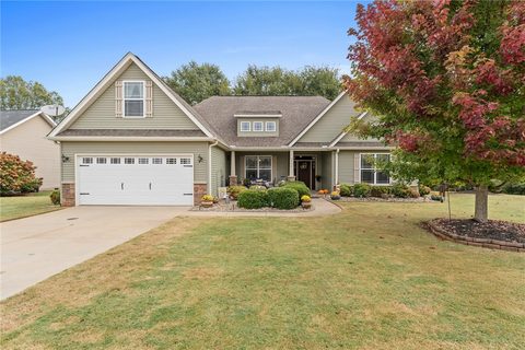 304 Knoll View Drive