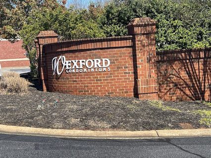 111 Wexford Drive 203