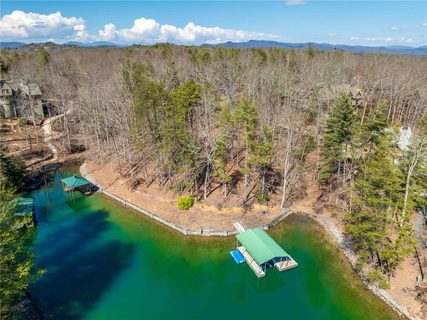 106 Sun Dew Court