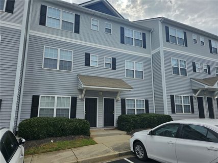 122 University Village Drive F