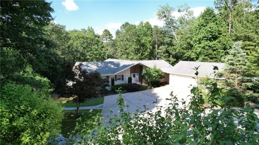 110 Muskhogean Road sold home in Seminole Point, Fair Play, SC