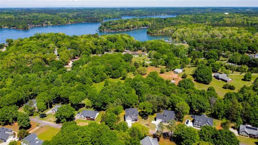 206 Lake Forest Circle sold home in Pritchard Creek, Anderson, SC
