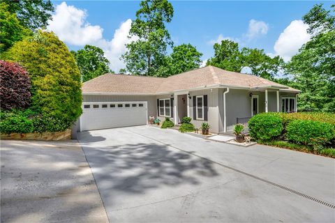 100 Evergreen Court sold home in Riverlake, Fair Play, SC