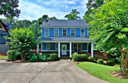 1120 Bay Drive