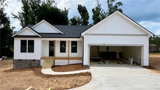 302 W Quincy Road