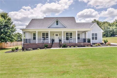 102 The Trace sold home in The Bluff At High Point, Belton, SC