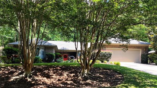 614 Downs Loop
