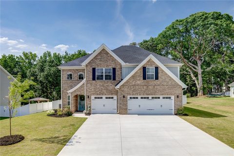 728 Oak Hill Lane