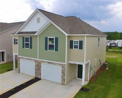 454 Seaborn Circle