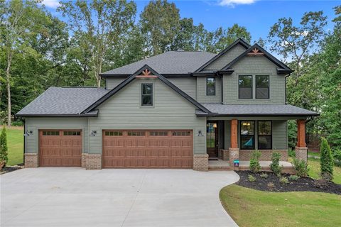Previously sold for $620,000