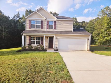 120 Yellow Pine Drive sold home in Maplewood, Anderson, SC
