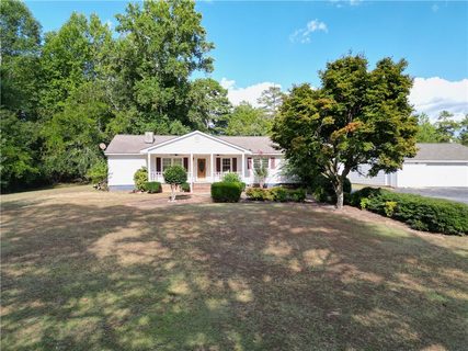 1102 Martin Lake Drive sold home in Martin Creek, Seneca, SC