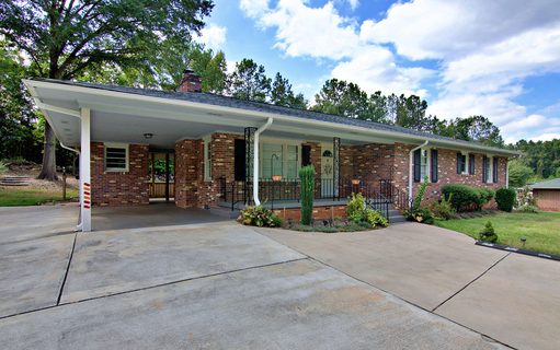 238 Brook Forest Drive sold home in Nevitt Forest S, Anderson, SC